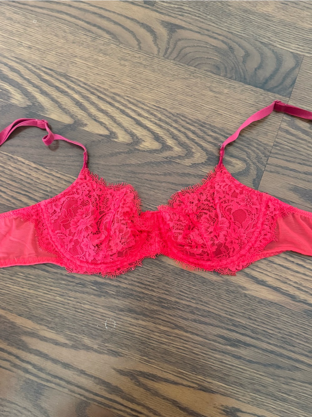 Victoria's Secret Red Lace Underwire Bra